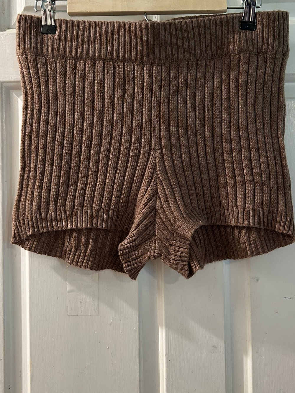 UGG Ribbed Knit Bike Shorts in Brown